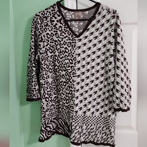 Chico's Animal Print 3/4  Sleeve Top, Brown/beige, Size 2 (or L or Sz 12)
